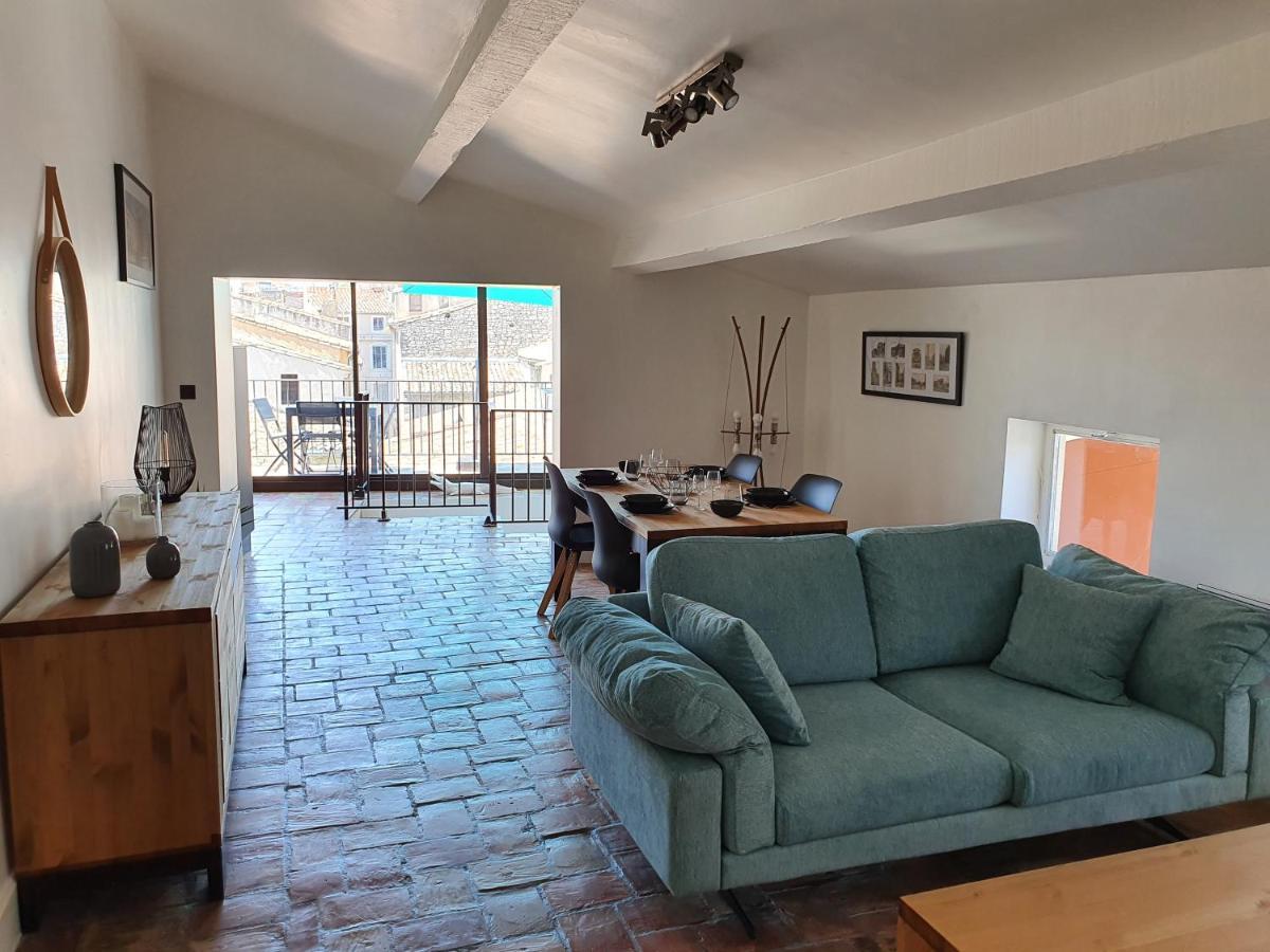 Au Coeur Du Centre Historique - Immeuble Classe - Terrasse - Climatise Appartement