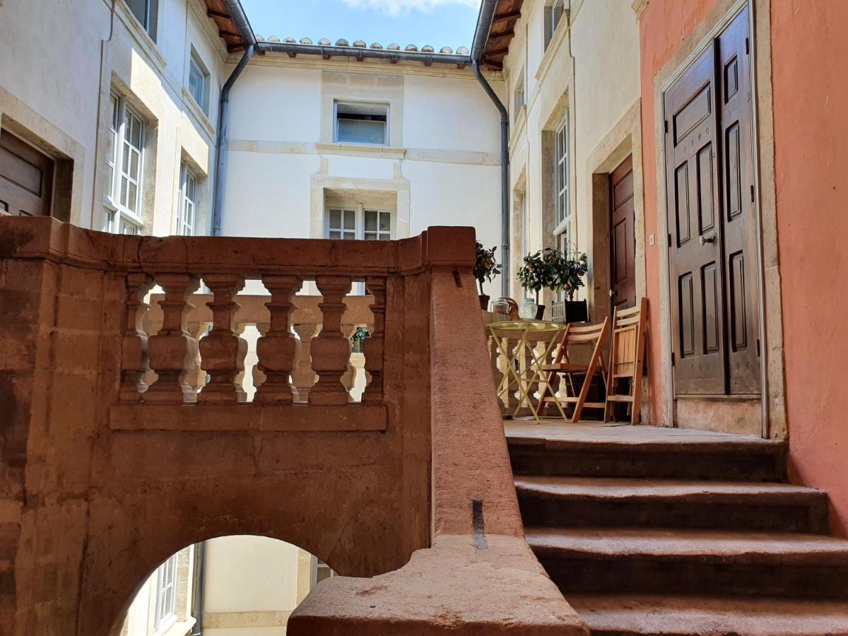 Au Coeur Du Centre Historique - Immeuble Classe - Terrasse - Climatise